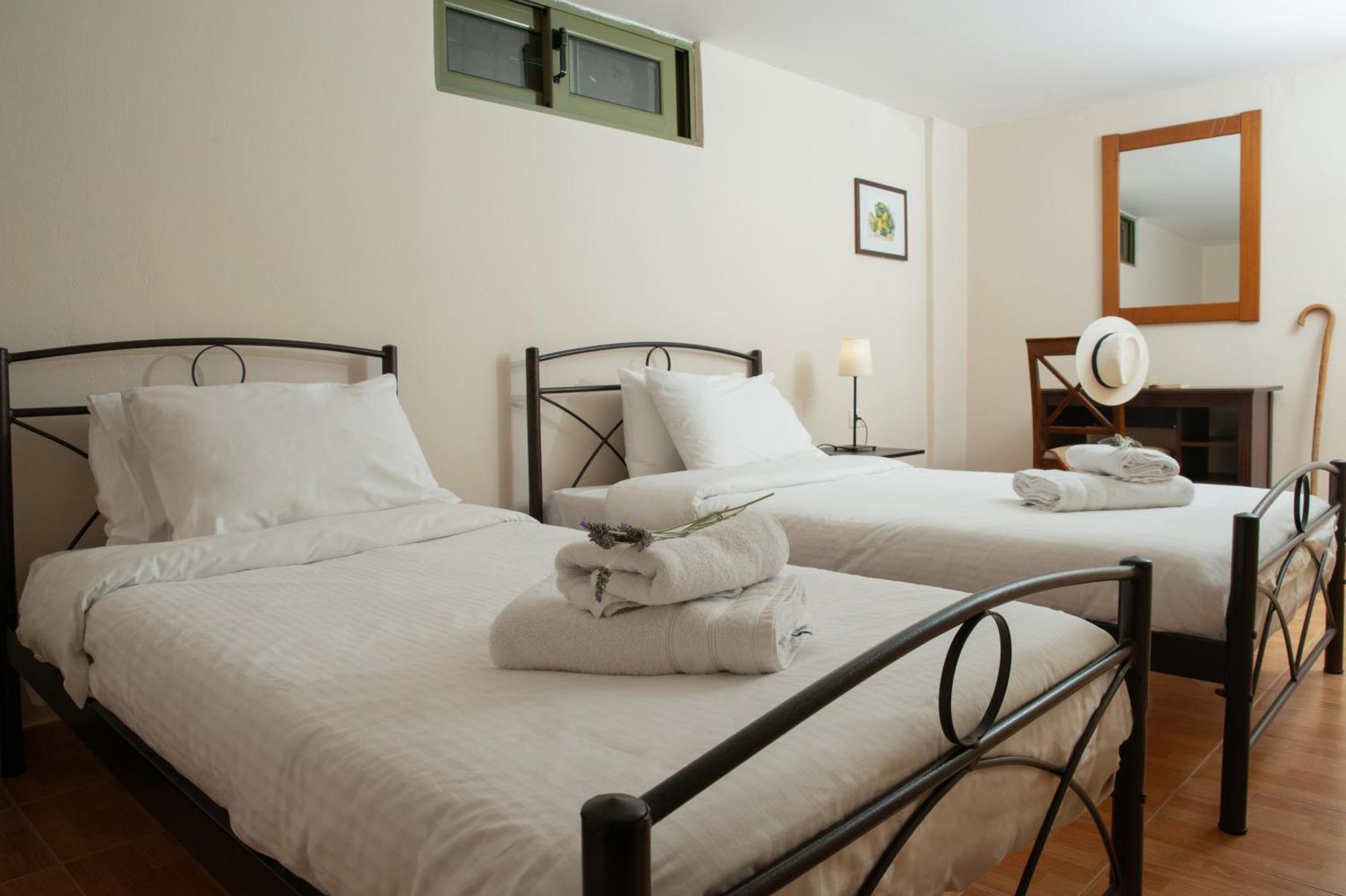 Agrotospita Country Houses Nafplio Ruang foto